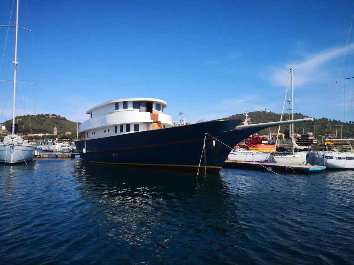 Classic Yacht Yanika Yachting Watersport Ets Villaputzu Italy
